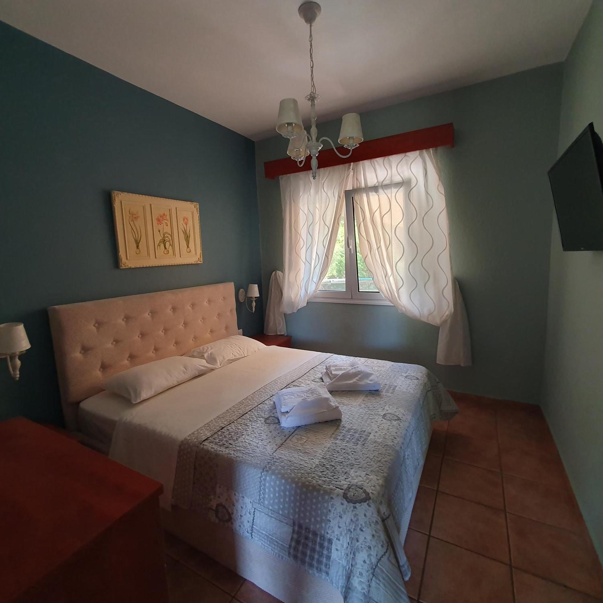 Agrili Apartments & Rooms Elia Nikitis Pokoj fotografie