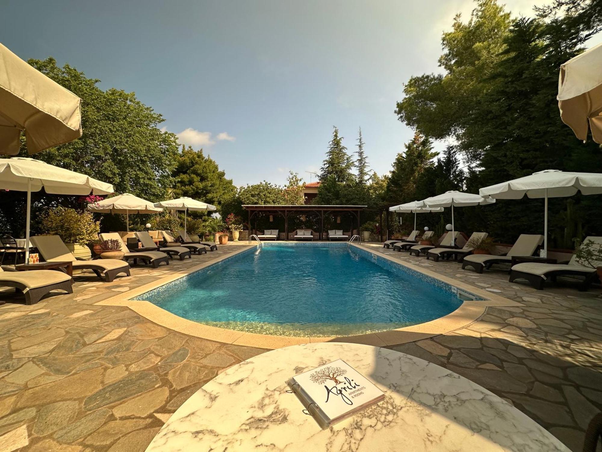 Agrili Apartments & Rooms Elia Nikitis Exteriér fotografie